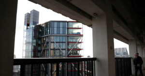 A plataforma de visualização da Tate Modern é um incômodo, diz a Suprema Corte do Reino Unido